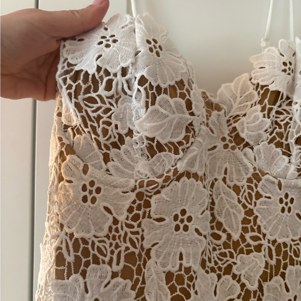 Hello Molly White Floral Lace Maxi Dress - Picture 2 of 5